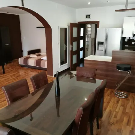 Mariva Appartement *